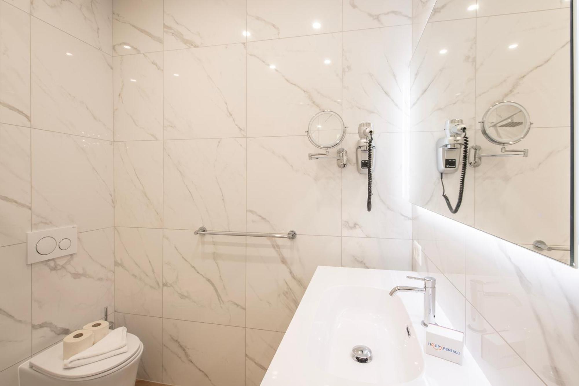 Novos Central Apartments ลูกาโน ภายนอก รูปภาพ