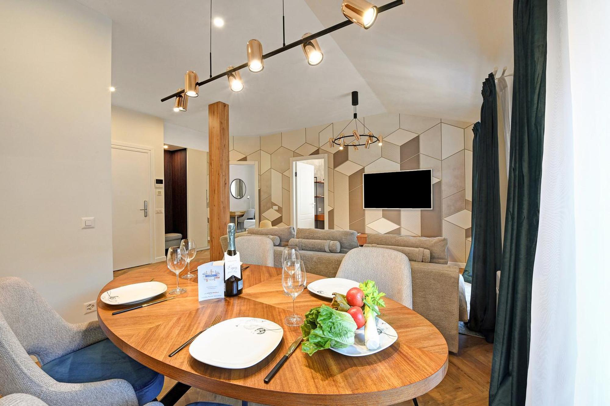 Novos Central Apartments ลูกาโน ภายนอก รูปภาพ