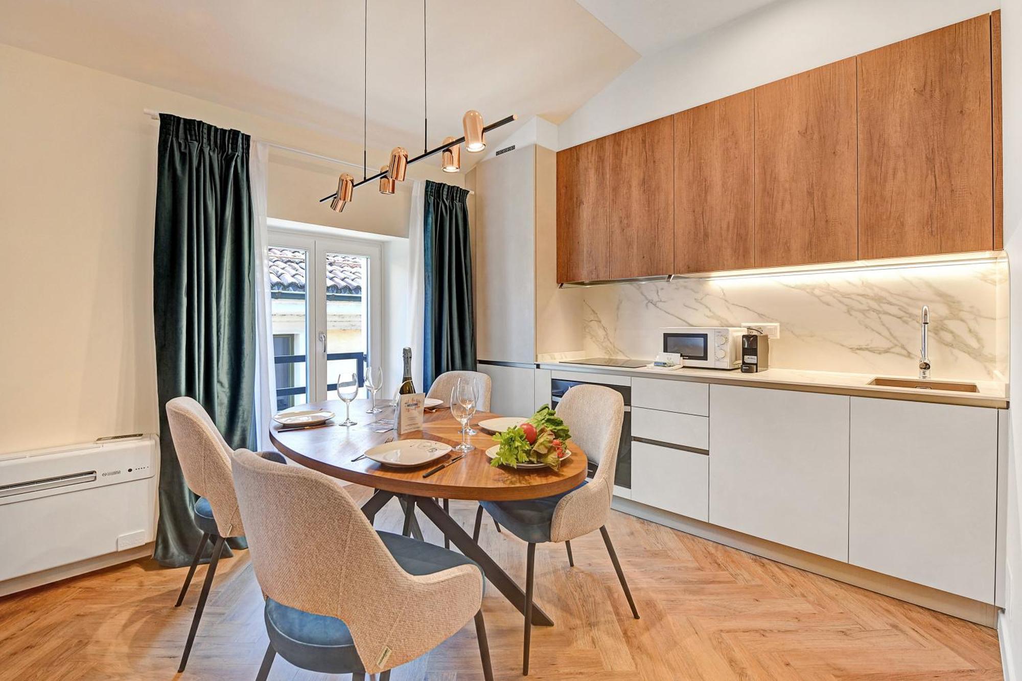 Novos Central Apartments ลูกาโน ภายนอก รูปภาพ